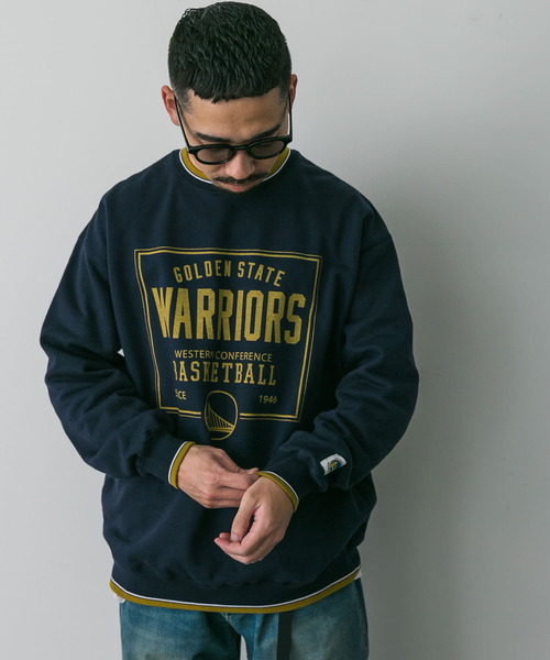 URBAN RESEARCH DOORS（アーバンリサーチドアーズ）の「『別注』NBA×DOORS　プリントスウェット（スウェット・メンズ・グリーン系その他/ブルー系その他/パープル/ネイビー/ホワイト系その他/チャコールグレー・MEDIUM/LARGE/X-LARGE）」の17枚目の写真