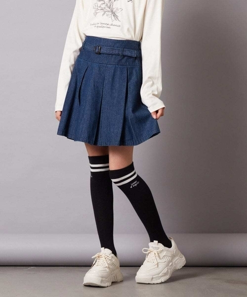 a.v.v（アーヴェヴェ）の「[140-150]ベルト付きプリーツスカパン（その他パンツ・キッズ・ベージュ/ブルー/ブラック・140/150）」の5枚目の写真