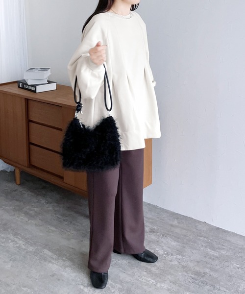 reca(レカ)の「裏起毛タックAラインスウェットプルオーバー(スウェット・レディース・キナリ/ブラック/オリーブ/トップグレー/キャメル・FREE)」の21枚目の写真