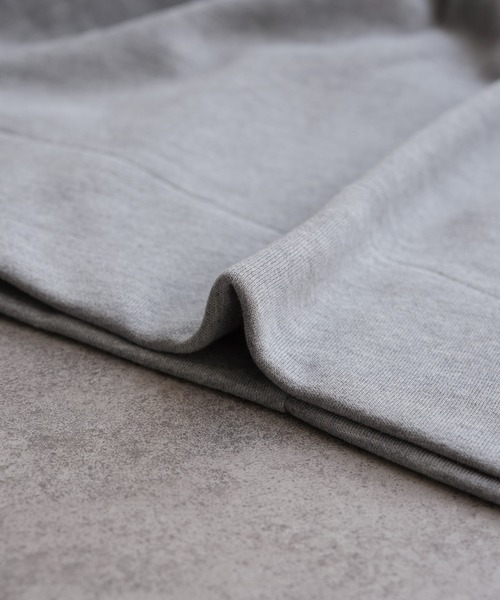 reca(レカ)の「裏起毛タックAラインスウェットプルオーバー(スウェット・レディース・キナリ/ブラック/オリーブ/トップグレー/キャメル・FREE)」の6枚目の写真