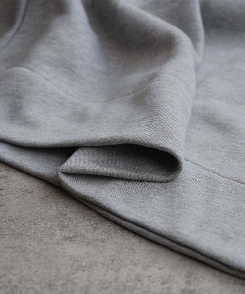 reca(レカ)の「裏起毛タックAラインスウェットプルオーバー(スウェット・レディース・キナリ/ブラック/オリーブ/トップグレー/キャメル・FREE)」の8枚目の写真