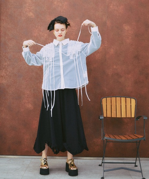 manana suerte（マニャーナスエルテ）の「シアーフリルシャツ（シャツ/ブラウス・レディース・ブラック/イエロー/ホワイト/ピンク・FREE）」の12枚目の写真