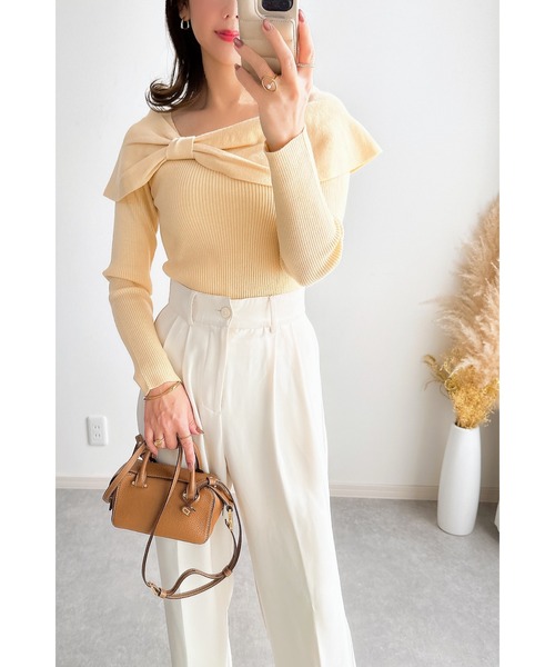 &. NOSTALGIA（アンドドットノスタルジア）の「【ZOZO限定】ショルダーリボンニット（ニット/セーター・レディース・ライトグレー/ベージュ・M）」の4枚目の写真