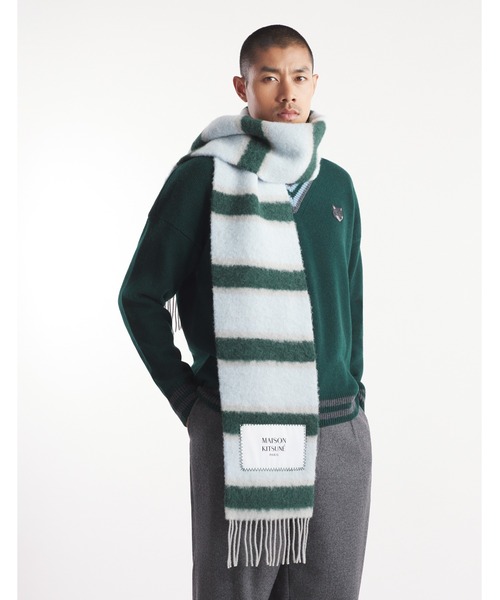Maison Kitsune（メゾンキツネ）の「BABY ALPACA STRIPED SCARF（マフラー・メンズ・ライトブルー・U）」の5枚目の写真
