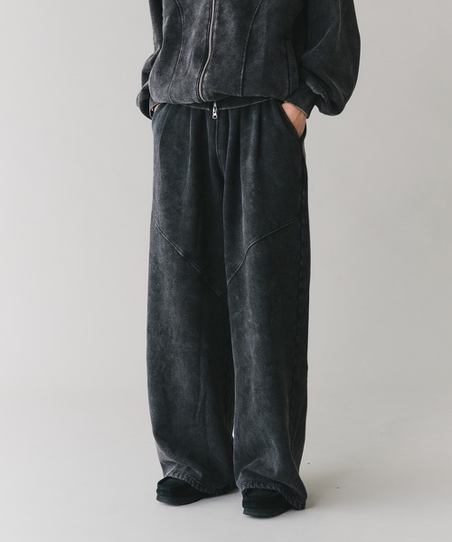 Adoon plain(アドーンプレーン)の「【セットアップ対応】TWO TUCK SWITCHING SWEAT PANTS / 2タック切り替えワイドパンツ(スウェットパンツ・メンズ・杢グレー/ブラック・MEDIUM/LARGE)」の5枚目の写真