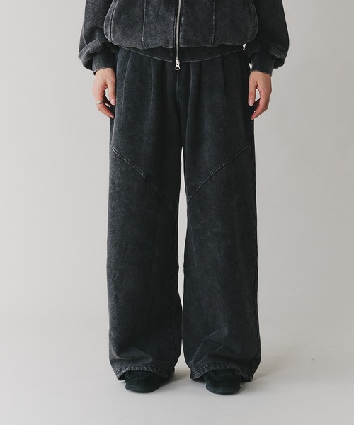 Adoon plain(アドーンプレーン)の「【セットアップ対応】TWO TUCK SWITCHING SWEAT PANTS / 2タック切り替えワイドパンツ(スウェットパンツ・メンズ・杢グレー/ブラック・MEDIUM/LARGE)」の3枚目の写真