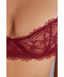 シルク＆レース キャミ・パンツ She is a Classicインティミッシミ She is a Classic シルク＆レース トップ | Intimissimi