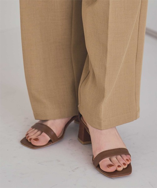 titivate（ティティベイト）の「チャンキーヒールストラップサンダル（サンダル・レディース・ブラック/ブラウン/イエロー/アイボリー/シルバー・L/M/LL/S）」の3枚目の写真