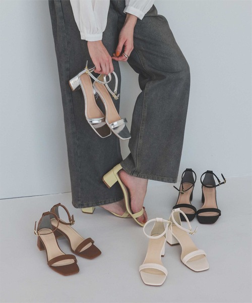 titivate（ティティベイト）の「チャンキーヒールストラップサンダル（サンダル・レディース・ブラック/ブラウン/イエロー/アイボリー/シルバー・L/M/LL/S）」の6枚目の写真