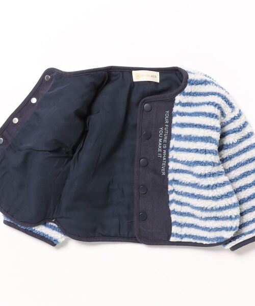 aimoha（アイモハ）の「【aimoha-KIDS-】ボーダーボアジャケット（ブルゾン・キッズ・ライトグレー/ブルー・80/90/100/110/120/130）」の4枚目の写真