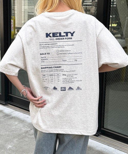 KELTY(ケルティ)の「【KELTY】≪別注≫Back Print vintage archive classical LOGO crewneck Tee TYPE-3(Tシャツ/カットソー・レディース・ホワイト/カーキ/グレー/ブラック・M/S/XS/L)」の3枚目の写真