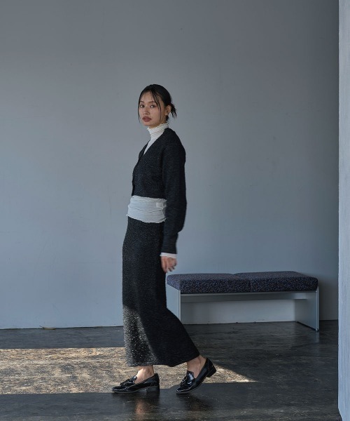 marjour（マージュール）の「LAME KNIT CARDIGAN（カーディガン/ボレロ・レディース・ブラック/シルバー・MEDIUM）」の15枚目の写真