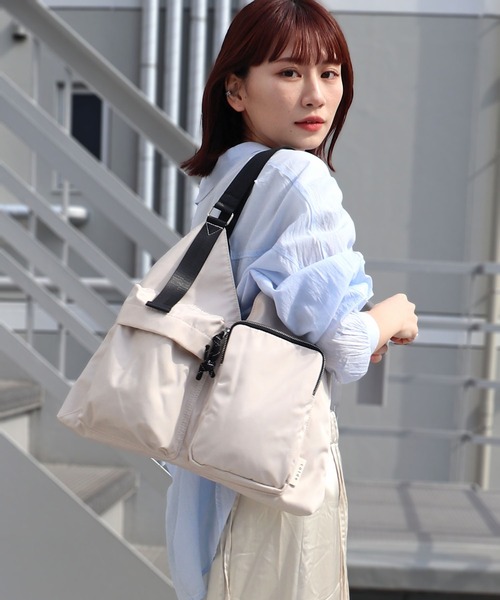 ★ILLIGO★ ★新作★ エッセンシャル ポケット トートバッグ 4550451022534-crx.jpg