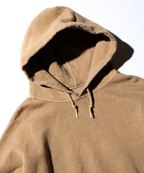 JERZEES（ジャージーズ）の「JERZEES / ジャージーズ PIGMENT DYE PULL OVER HOODIE ピグメントダイ プルオーバーパーカー（パーカー・メンズ・モカ/ライトグリーン/レッド/グリーン/グレー/ブラック・MEDIUM/X-LARGE/LARGE/SMALL）」の14枚目の写真