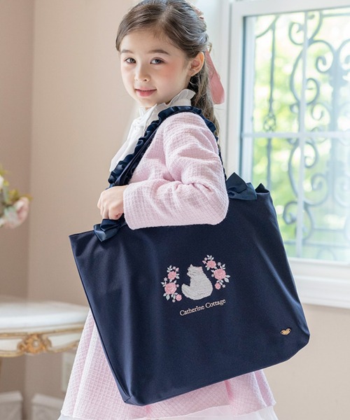 Catherine Cottage(キャサリンコテージ)の「ねこ刺繍レッスンバッグ(トートバッグ・キッズ・ピンク/サックスブルー/グレー/ライラック/ネイビー・FREE)」の1枚目の写真