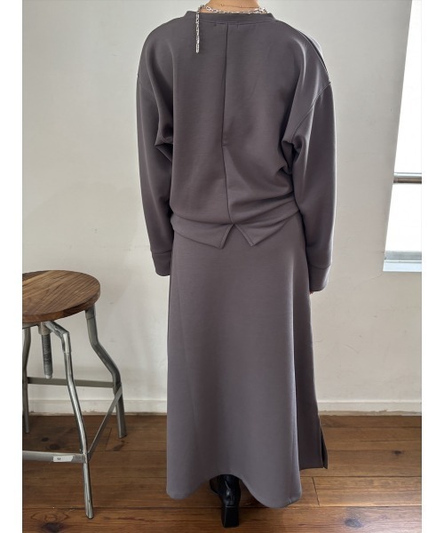 Day and Grade（デイアンドグレイド）の「【美シルエットセット】スウェット 2ピース セットアップ / ロングスカート・プルオーバー / 大人リラックス（ワンピース・レディース・チャコールグレー・FREE）」の7枚目の写真