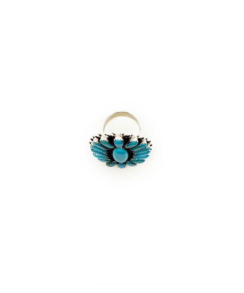 Indian Jewelry(インディアンジュエリー)の「THEATER シアター ビッグオーバルフラワーモチーフターコイズシルバーリング Made in USA(リング・レディース・シルバー・#7/#9/#10/#12)」の5枚目の写真