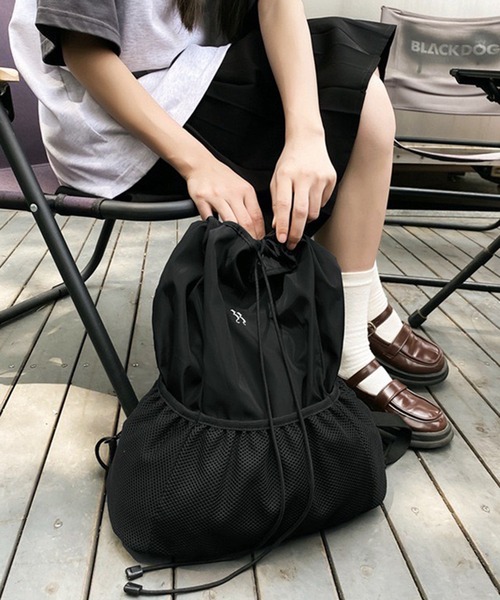 Revo.（レボ）の「メッシュポケット付き ナイロン ドローコード 巾着
