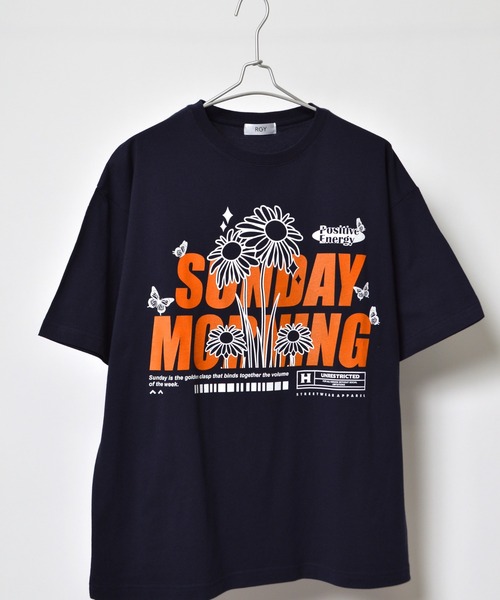 spiritoso(スピリトーゾ)の「【spiritoso】SUNDAY MORNING ビッグシルエットTシャツ(Tシャツ/カットソー・レディース・ネイビー/ブラック/ホワイト・LARGE/MEDIUM)」の6枚目の写真