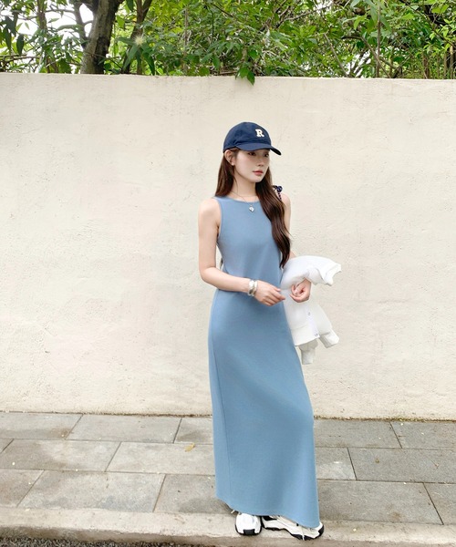 by LEGNA（バイレグナ）の「【選べる2タイプ】マキシワンピース 半袖/アシメスリーブ（ワンピース・レディース・グレー系その他2/ブラウン系その他/ブラック系その他/グレー系その他/チャコール/ブラック/杢グレー/モカ/グレー系その他3/ブラウン系/ダルブルー系1/グレイッシュベージュ/ダルブルー系/ブラウン/グレー系2/ベージュ系2/ブラック系2/ネイビー系・L-Long/M-Long/L-Regular/M-Regular/L-Short/M-Short）」の18枚目の写真