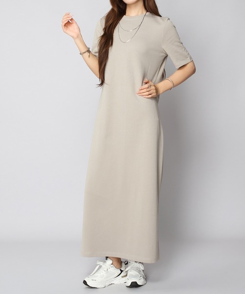 by LEGNA（バイレグナ）の「【選べる2タイプ】マキシワンピース 半袖/アシメスリーブ（ワンピース・レディース・グレー系その他2/ブラウン系その他/ブラック系その他/グレー系その他/チャコール/ブラック/杢グレー/モカ/グレー系その他3/ブラウン系/ダルブルー系1/グレイッシュベージュ/ダルブルー系/ブラウン/グレー系2/ベージュ系2/ブラック系2/ネイビー系・L-Long/M-Long/L-Regular/M-Regular/L-Short/M-Short）」の14枚目の写真