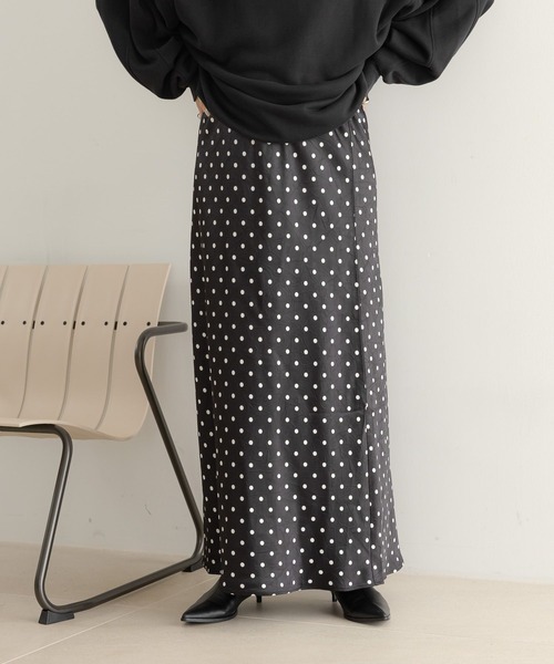 セール】ストレッチサテンスカート 290120（スカート）｜LOWRYS