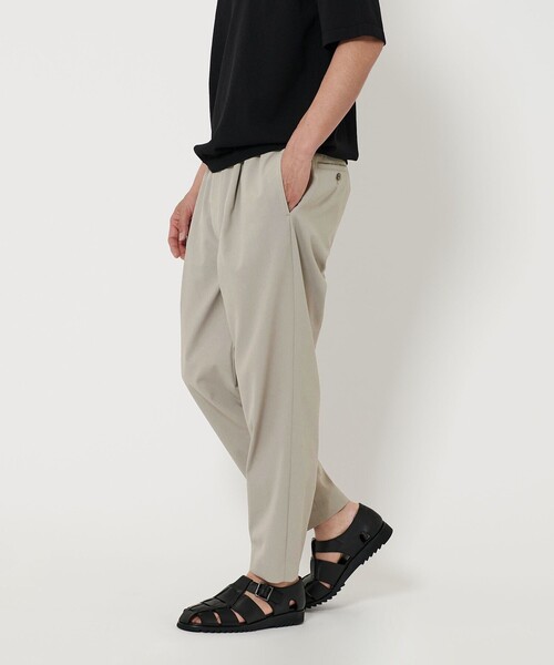 BEAUTY&YOUTH UNITED ARROWS(ビューティーアンドユースユナイテッドアローズ)の「KOMATSU PACK トロピカル 1P イージーパンツ -セットアップ対応 ヨコストレッチ-(その他パンツ・メンズ・ライトグレー/ダークグレー/ブラック・S/M/L/XL)」の9枚目の写真