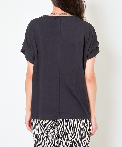 GORGE（ゴージ）の「タックショルダーTシャツ（Tシャツ/カットソー・レディース・ブラック/オフホワイト/オレンジ/ラベンダー・F）」の14枚目の写真
