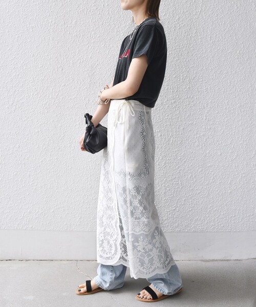 SHIPS（シップス）の「ACASAM:クルーネック TEE（Tシャツ/カットソー・レディース・パープル/ブラック/ホワイト/ライトブルー・ONE SIZE）」の13枚目の写真