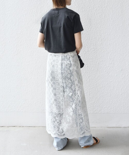 SHIPS（シップス）の「ACASAM:クルーネック TEE（Tシャツ/カットソー・レディース・パープル/ブラック/ホワイト/ライトブルー・ONE SIZE）」の14枚目の写真