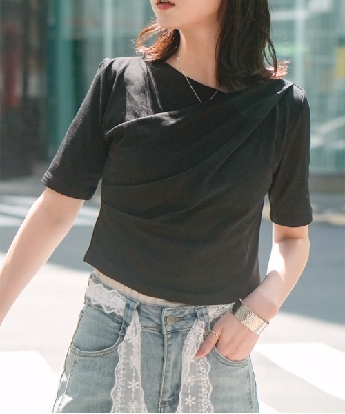 Rejoule(リジュール)の「ドレープデザイン半袖Tシャツ(Tシャツ/カットソー・レディース・クリーム/ホワイト/ブラック・FREE)」の7枚目の写真