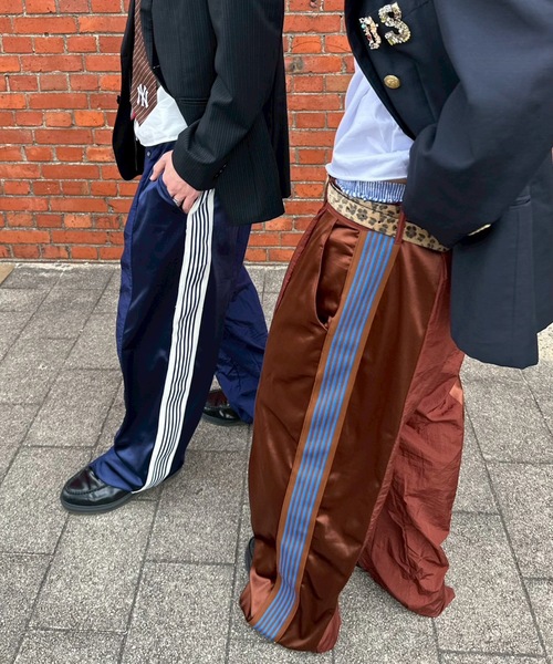 UNDERSTATEMENTs(アンダーステイトメント)の「【ユニセックス】ナイロン×ジャージ切替えトラックパンツ(その他パンツ・メンズ・ブラウン/ネイビー/ブラック・SMALL/MEDIUM/LARGE/X-SMALL)」の20枚目の写真