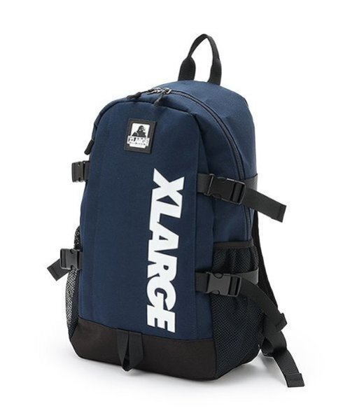 XLARGE KIDS（エクストララージキッズ）の「ベルトつきバックパック（バックパック/リュック・キッズ・ネイビー/ブラック・F）」の2枚目の写真
