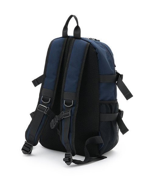 XLARGE KIDS（エクストララージキッズ）の「ベルトつきバックパック（バックパック/リュック・キッズ・ネイビー/ブラック・F）」の3枚目の写真