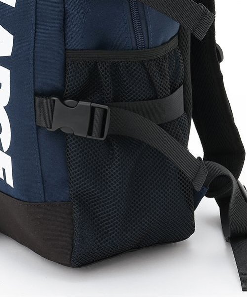 XLARGE KIDS（エクストララージキッズ）の「ベルトつきバックパック（バックパック/リュック・キッズ・ネイビー/ブラック・F）」の7枚目の写真