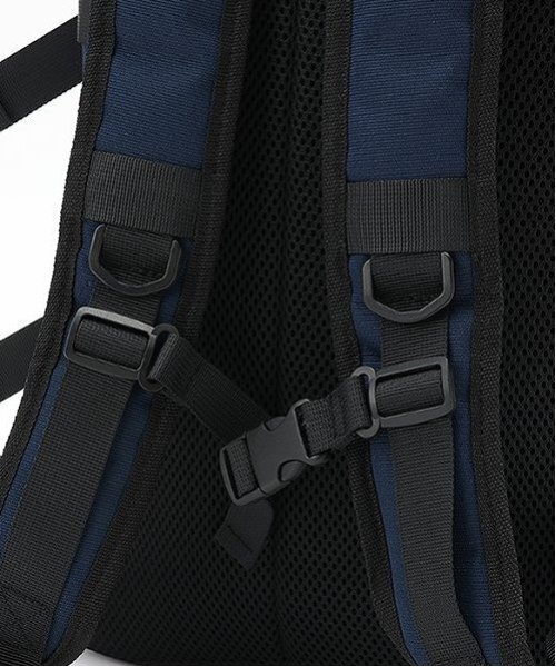 XLARGE KIDS（エクストララージキッズ）の「ベルトつきバックパック（バックパック/リュック・キッズ・ネイビー/ブラック・F）」の8枚目の写真