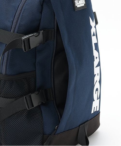 XLARGE KIDS（エクストララージキッズ）の「ベルトつきバックパック（バックパック/リュック・キッズ・ネイビー/ブラック・F）」の9枚目の写真