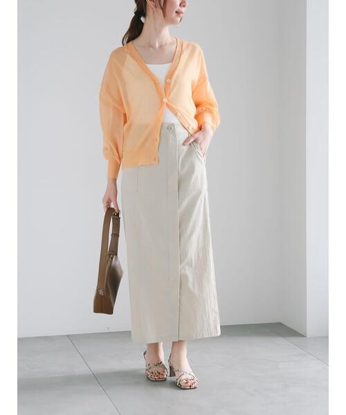 Te chichi（テチチ）の「袖ボリュームシアーVネックカーディガン（カーディガン/ボレロ・レディース・オフホワイト/グレー/オレンジ/ネイビー・F）」の6枚目の写真
