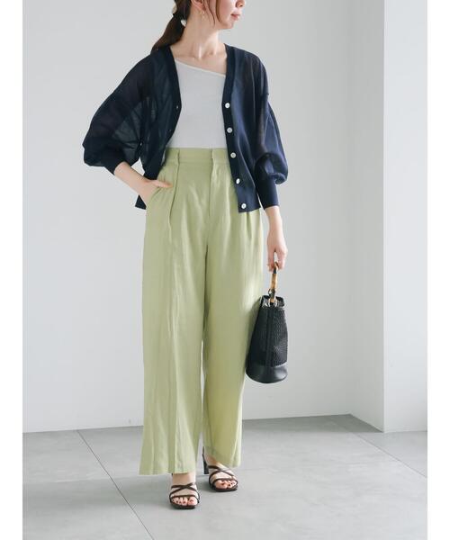 Te chichi（テチチ）の「袖ボリュームシアーVネックカーディガン（カーディガン/ボレロ・レディース・オフホワイト/グレー/オレンジ/ネイビー・F）」の12枚目の写真