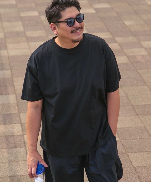 B&T CLUB(ビーティークラブ)の「半袖 Tシャツ メンズ 大きいサイズ カジュアル オールマイTシャツ GUARD クルーネック B&T CLUB (ビーアンドティークラブ)(Tシャツ/カットソー・メンズ・ダークグレー/ブラック/ホワイト/ネイビー・X1(3L~4L)/X2(4L~5L)/X3(6L~7L)/X4(8L~9L))」の2枚目の写真