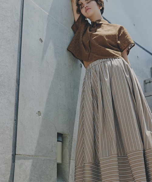 N.(N. Natural Beauty Basic)(エヌエヌナチュラルビューティーベーシック)の「【PS/低身長サイズ】ストライプ切替フレアスカート(スカート・レディース・ブラウン/パープル/チャコールグレー・MEDIUM/PS)」の1枚目の写真