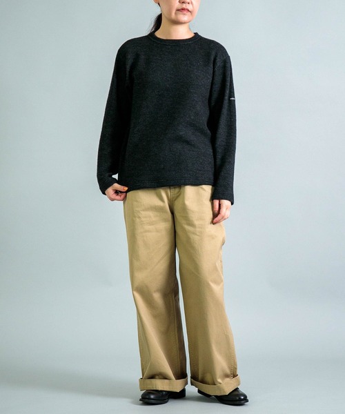 OMNIGOD（オムニゴッド）の「[OMNIGOD womens / オムニゴッド] 接結ウール クルーネックセーター（ニット/セーター・レディース・ネイビー/チャコール/グレー・3/2）」の15枚目の写真