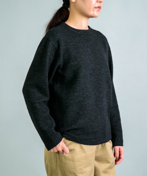OMNIGOD（オムニゴッド）の「[OMNIGOD womens / オムニゴッド] 接結ウール クルーネックセーター（ニット/セーター・レディース・ネイビー/チャコール/グレー・3/2）」の14枚目の写真