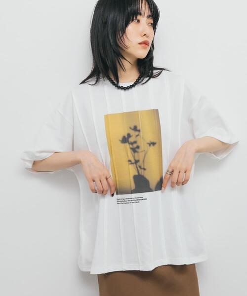 KBF(ケイビーエフ)の「ピンタックフォトプリントTEE(Tシャツ/カットソー・レディース・ネイビー/オフホワイト・ONE)」の10枚目の写真