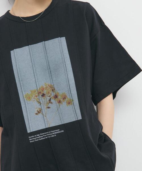 KBF(ケイビーエフ)の「ピンタックフォトプリントTEE(Tシャツ/カットソー・レディース・ネイビー/オフホワイト・ONE)」の18枚目の写真