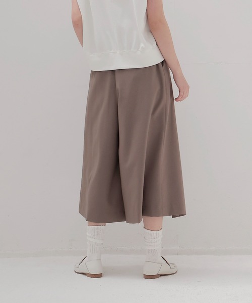 DRESSLAVE(ドレスレイブ)の「amundsen culotte skirt(アムンセンキュロットスカート)(その他パンツ・レディース・ベージュ/ブラック・38)」の4枚目の写真