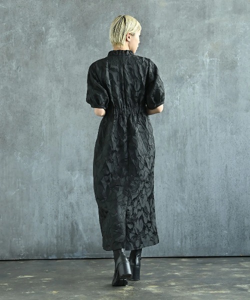 funda mine（ファンダマイン）の「ジャガード袖タックバルーンオケージョンワンピース（ワンピース・レディース・ブラック・02/01）」の8枚目の写真