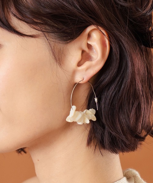 anap mimpi（アナップミンピ）の「ストーン フープ ピアス（ピアス（両耳用）・レディース・ターコイズブルー/ホワイト・FREE）」の3枚目の写真