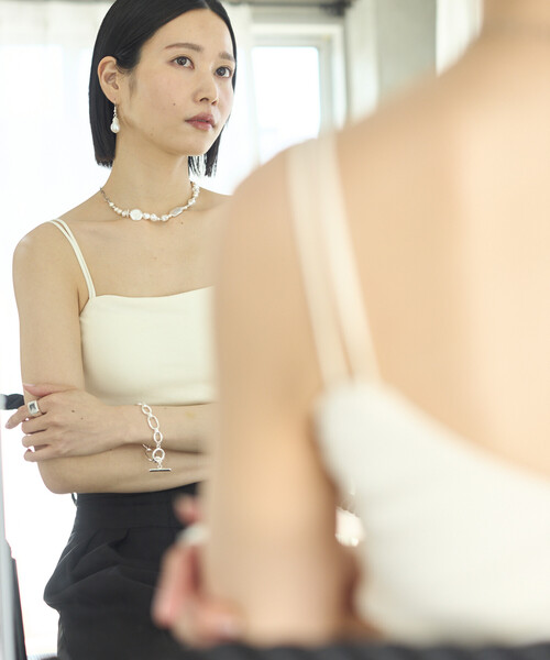 Firsthand（ファーストハンド）の「Firsthand/ファーストハンド ランダムパールチェーンネックレス / パールネックレス（ネックレス・レディース・シルバー・ONE SIZE）」の3枚目の写真
