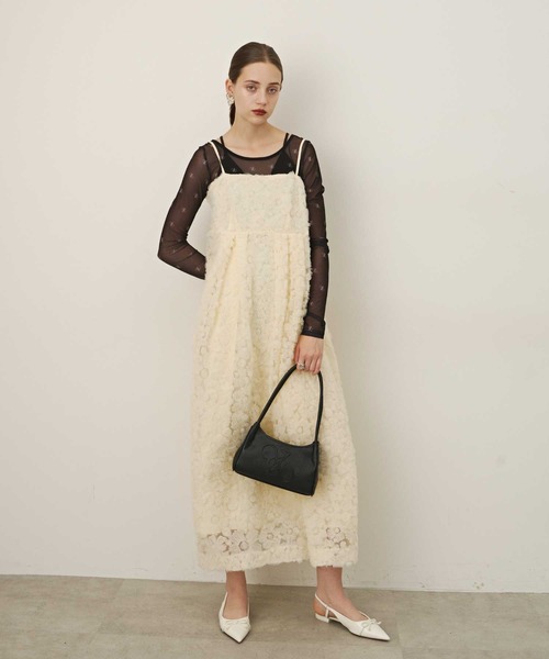 VIOLETTA（ヴィオレッタ）の「型押しスクエアハンドバッグ（ハンドバッグ・レディース・アイボリー/ブラック/ブラウン・FREE）」の10枚目の写真